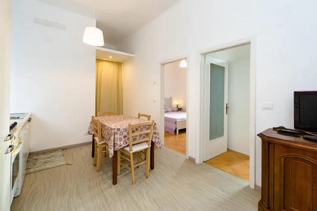 Varazze Apartment