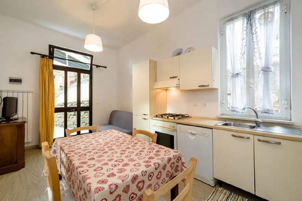 Varazze Apartment