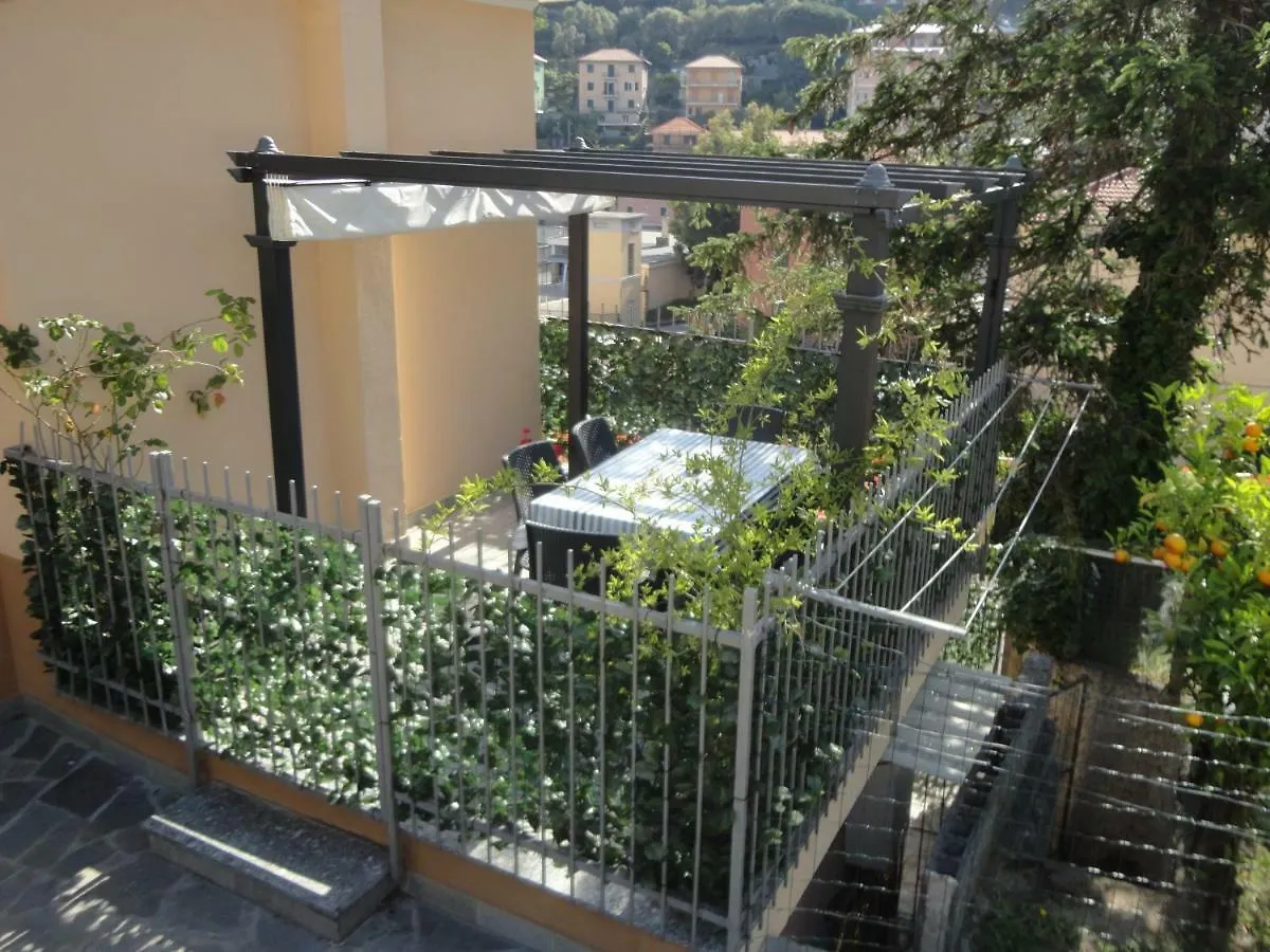 Varazze Apartment