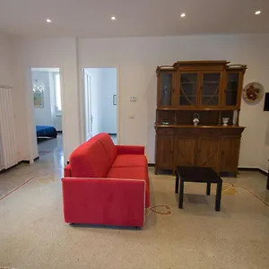  Appartamento Di 5 Locali,8 Posti Letto Vista Mare